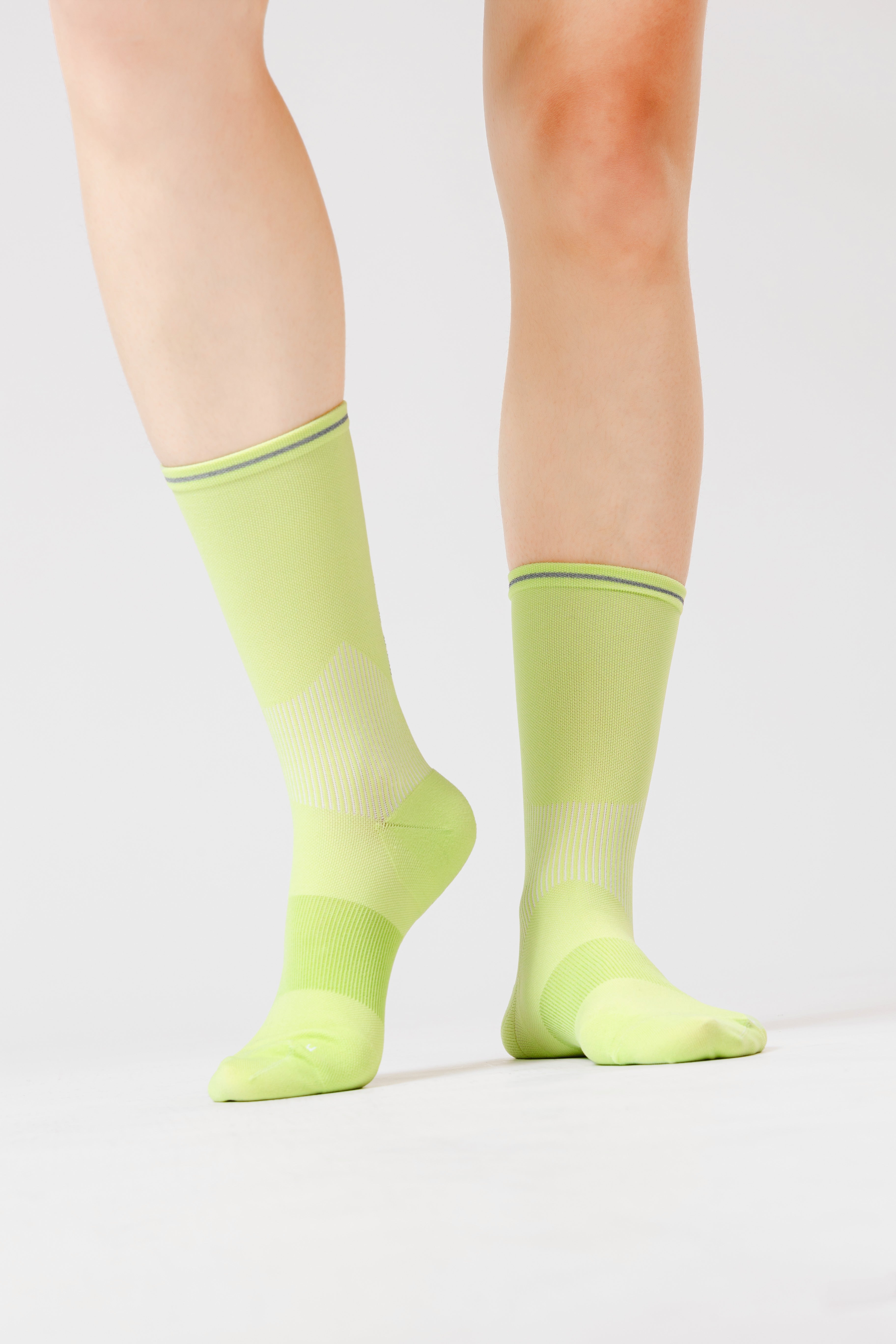 Lanyue Reflective Socks Green Lameda effibike equipment